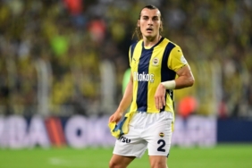 fenerbahcede-caglar-soyuncu-sakatlandi-H3tekitg.jpg