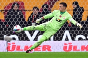 galatasarayda-kaptanlar-dumende-8ti52XdE.jpg