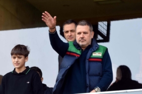karsiyakada-lider-krize-el-koydu-biHVweAZ.jpg
