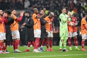 galatasaray-tribunu-turkiyede-1inci-dunyada-40inci-DheU7swK.jpg