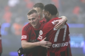 galatasarayin-gozu-kozlowskide-UUqCrnP3.jpg