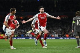 real-madridi-kotu-dagittilar-declan-ricedan-12-dakikada-iki-super-fuze-jdvgmsbz.jpg