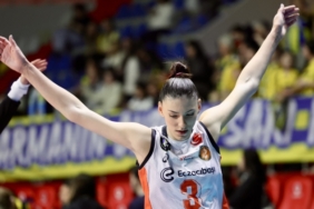 derbide-eczacibasi-fenerbahceyi-yikti-tW2uHYVK.jpg