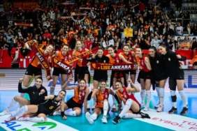 galatasaray-daikin-deplasmanda-kazandi-OOOdrlIP.jpg
