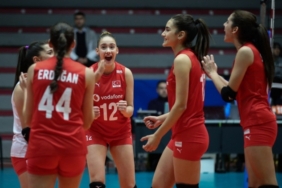 u16-kiz-ulusal-kadrosu-romanyaya-set-vermedi-f2EOkY2S.jpg