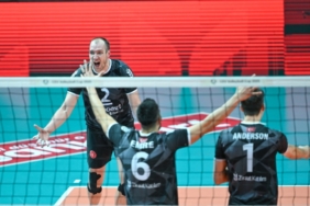 ziraat-bankkart-ceyrek-finale-yukseldi-S5ROU212.jpg