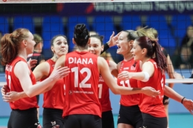 besiktasi-yenen-turk-hava-yollari-dortlu-finalde-T99e6yUU.jpg