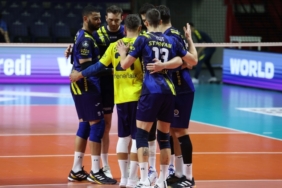 fenerbahce-medicana-konutunda-alanya-belediyespora-set-vermedi-CR7iCyIE.jpg