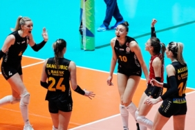 galatasaray-daikin-cev-challenge-kupasinda-finalin-kiyisindan-dondu-78j5XtuD.jpg