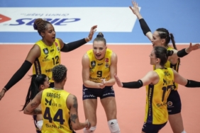 voleybolda-haftanin-programi-muhakkak-oldu-2FjrSQLz.jpg