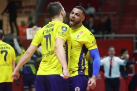 axa-sigorta-kupa-voley-dortlu-final-programi-belirli-oldu-8X9XcafQ.jpg