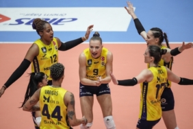 fenerbahce-medicana-deplasmanda-kusur-yapmadi-PHqpAOp7.jpg